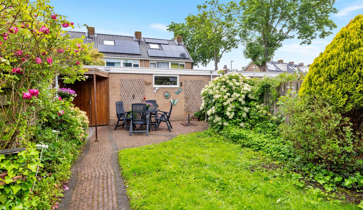 08-Achtertuin-01